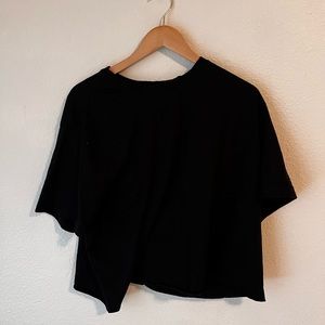 Black cropped shirt